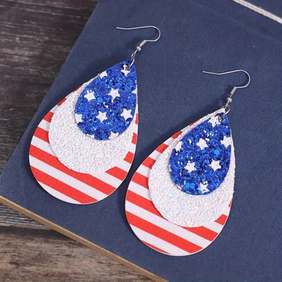 Sparkly American Tear Drop Earrings USA Patriotic 4th of July faux leather NWT - Picture 3 of 5
